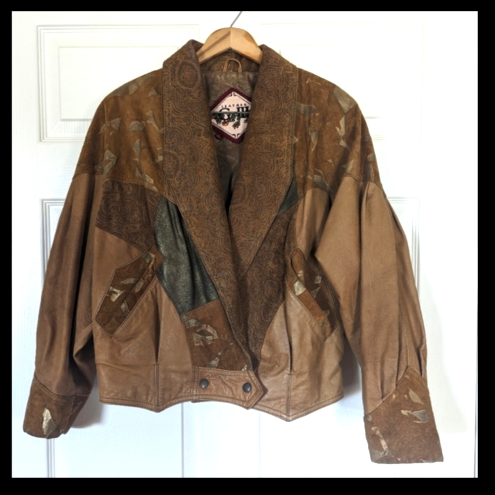 VTG G III 80's Brown Suade Leather Paisley Jacket Sz Small W/Shoulder Pa…